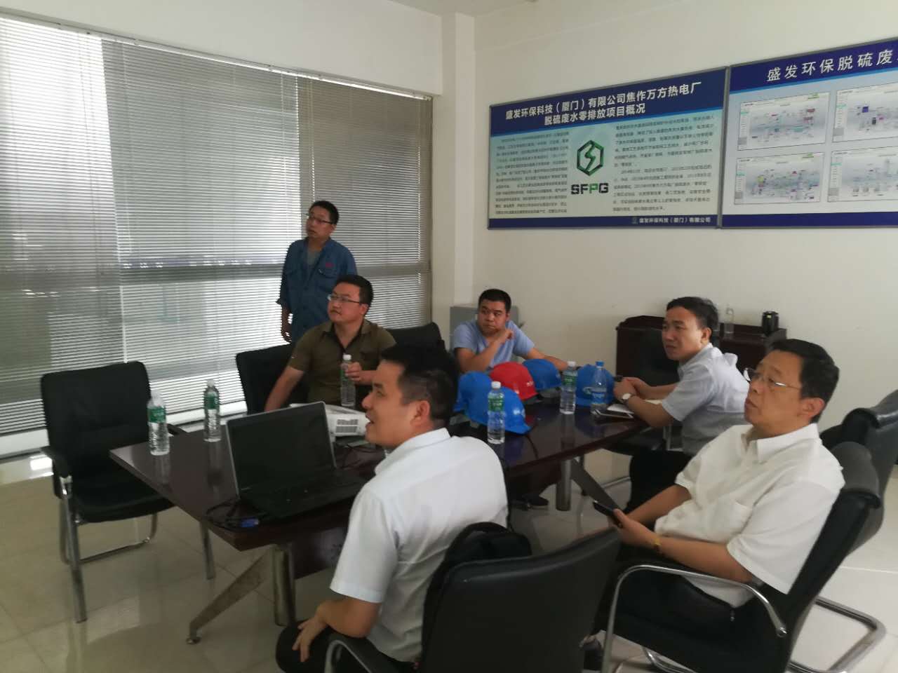 广东长青集团满城热电李总一行莅临焦作万方项目部